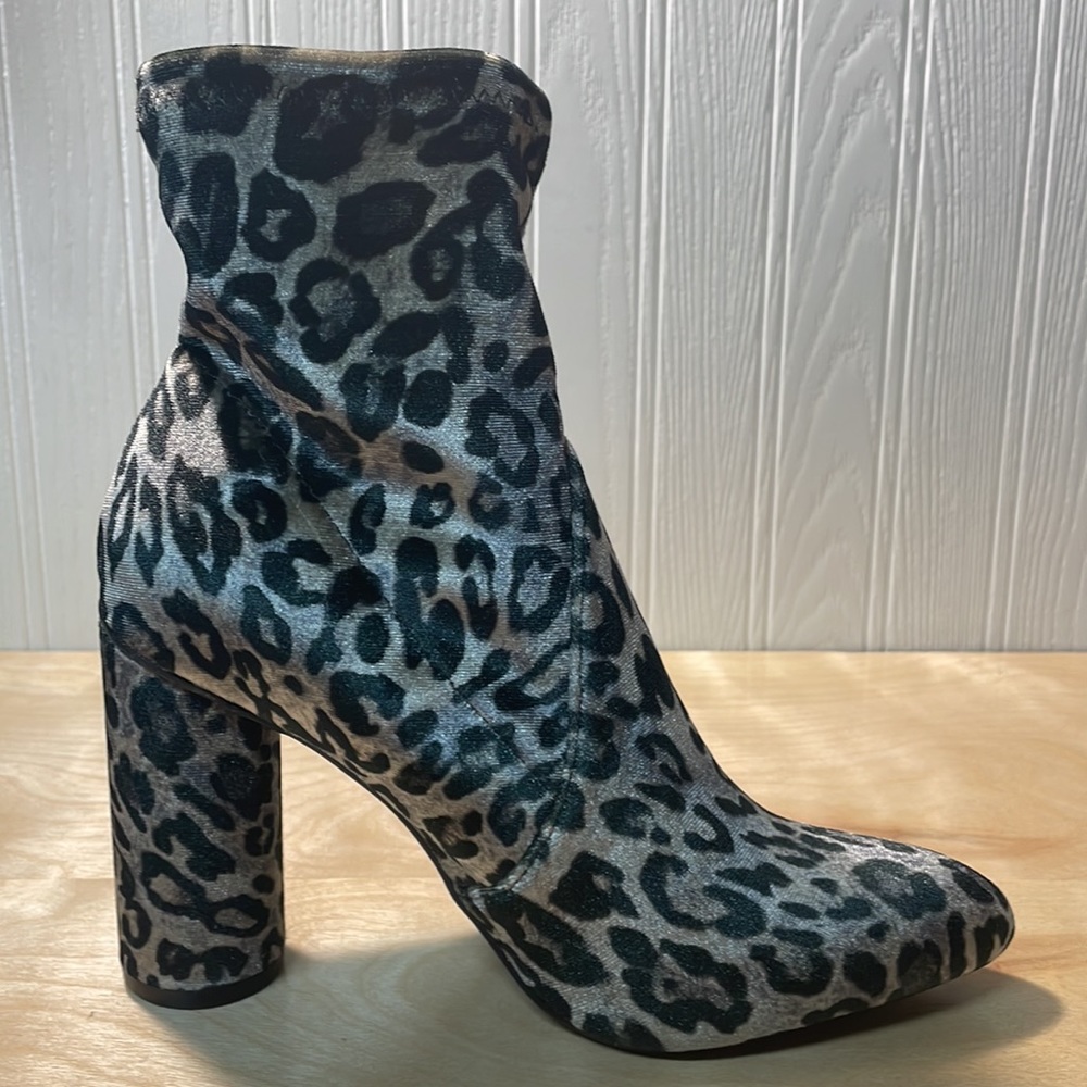 A New Day Norma Leopard Velvet Cylinder Heel Sock Boots - Shiny Black/Gray